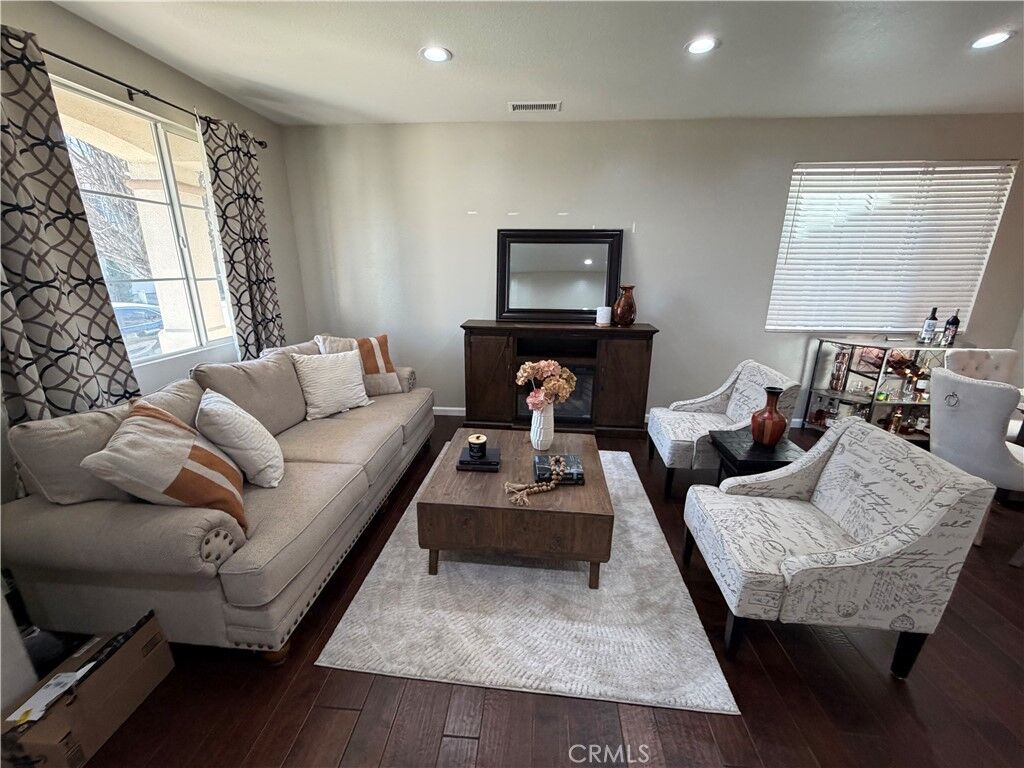Property Photo:  11141 Gardenhurst Court  CA 92505 