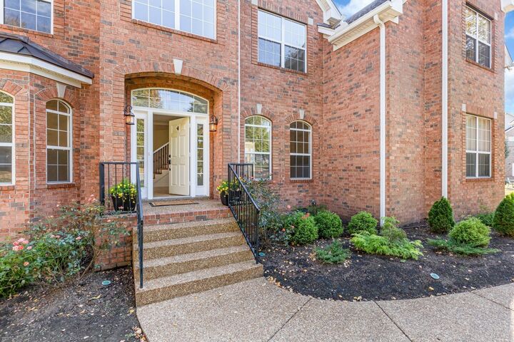 104 Portsmouth Cv  Brentwood TN 37027 photo