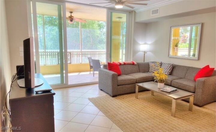 Property Photo:  2738 Tiburon Boulevard E B-104  FL 34109 