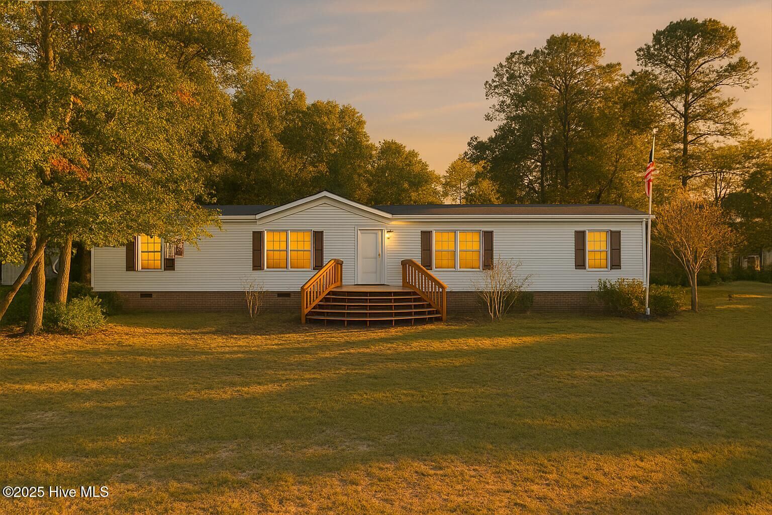 Property Photo: 685 Beachwood Drive SE NC 28422