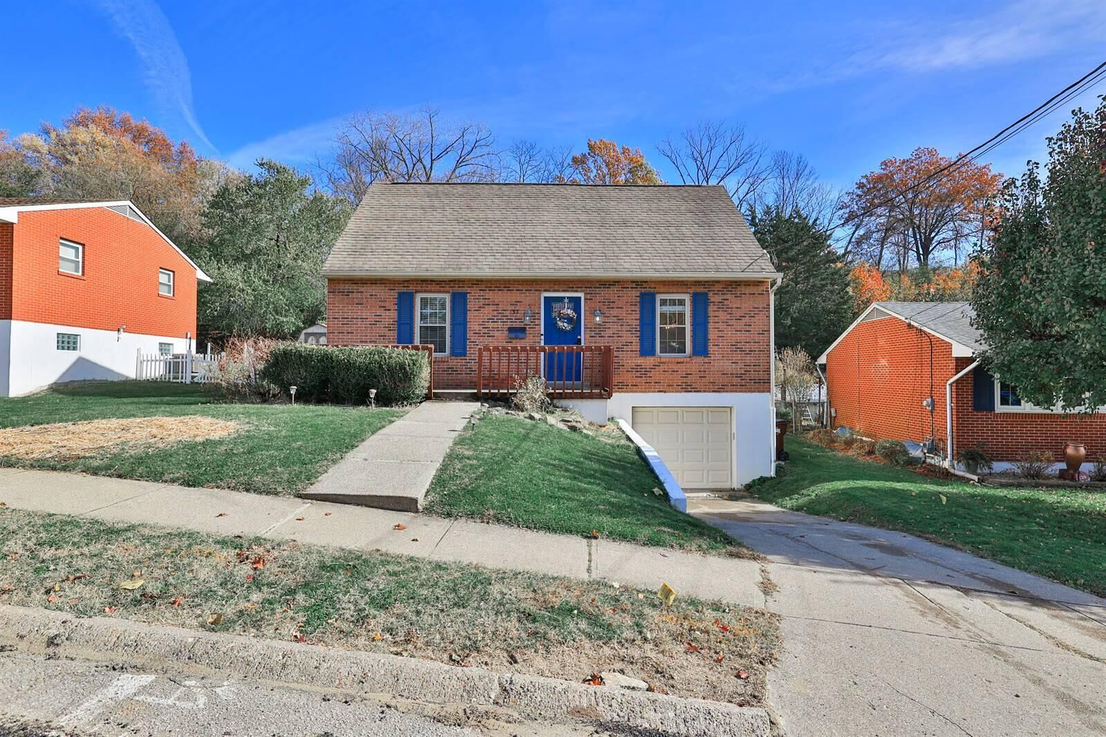 Property Photo: 137 Valley View Drive KY 41071