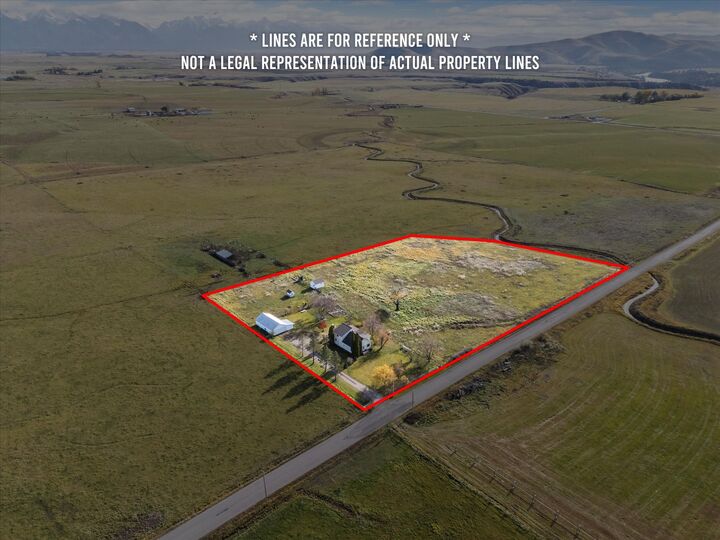 Property Photo:  47502 Sloan Road  MT 59864 