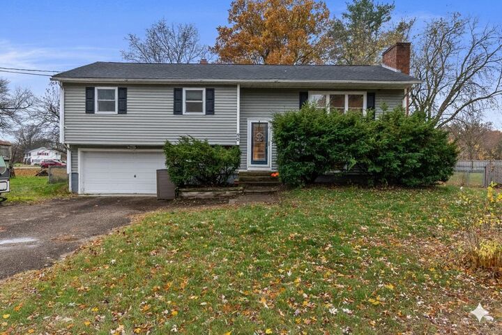 Property Photo:  90 Belwood Avenue  VT 05446 