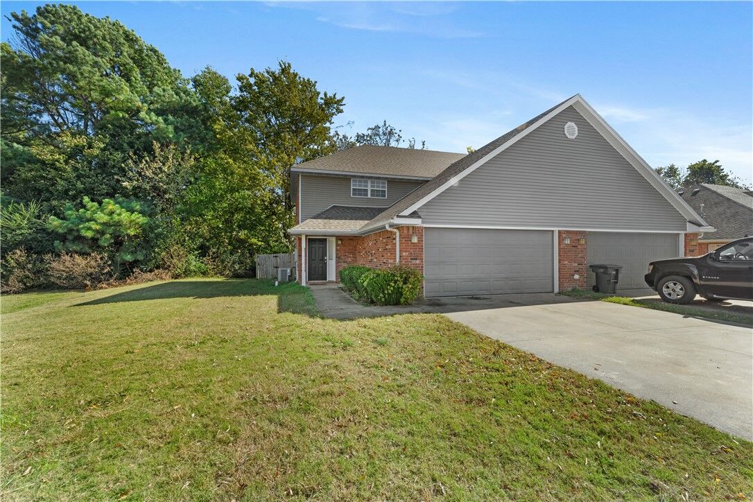 Property Photo: 1630 Evening Shade Drive AR 72703