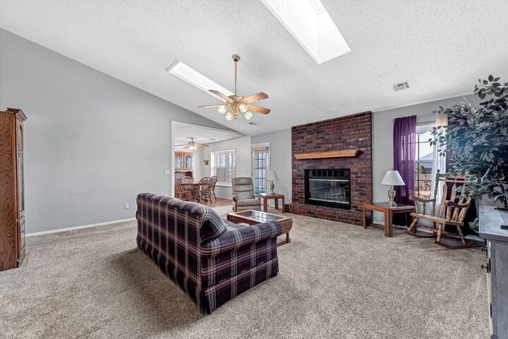 Property Photo:  1204 N Cardinal Drive  AR 72756 