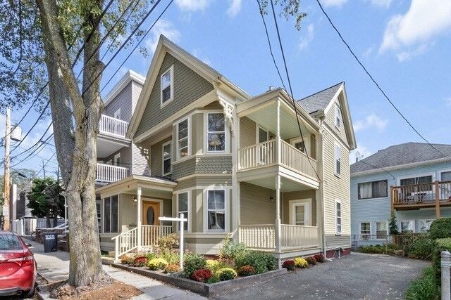 Property Photo: 14 Moore 1 MA 02144