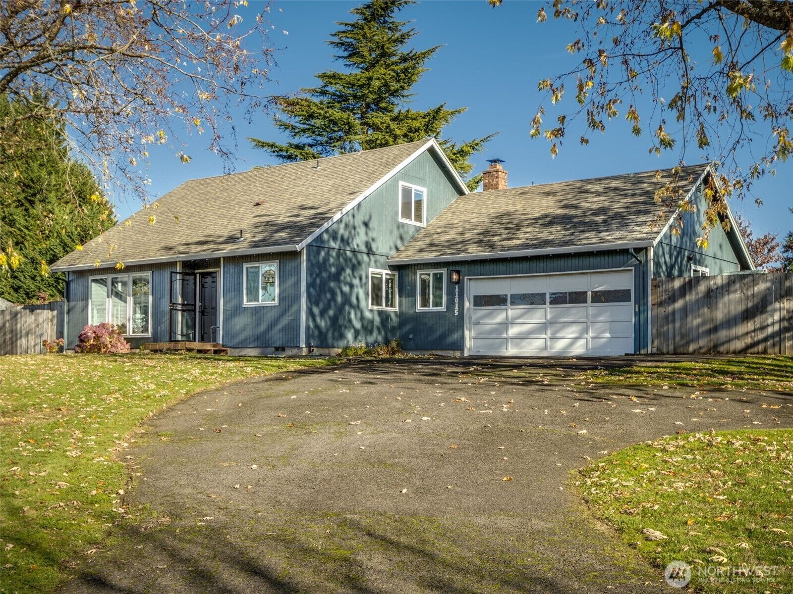 Property Photo:  11015 NW 30th Court  WA 98685 