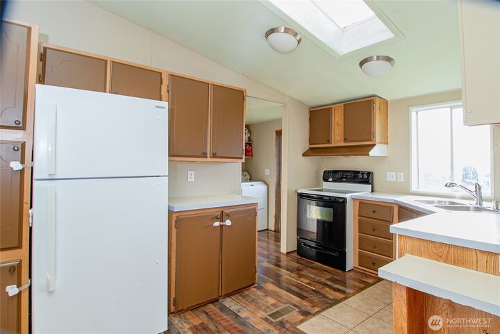 Property Photo:  5541  Bayvue Road  WA 98230 