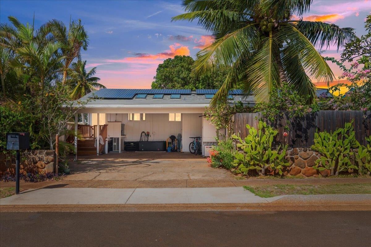 Property Photo: 233 Kahiko St HI 96779