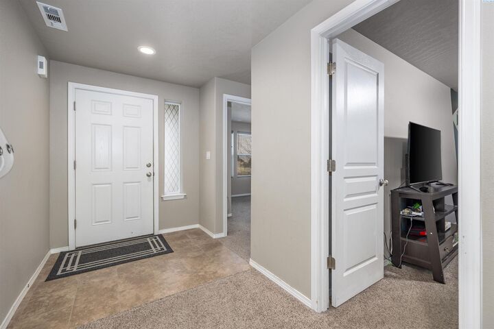 Property Photo:  287 Wishkah Drive  WA 99352 