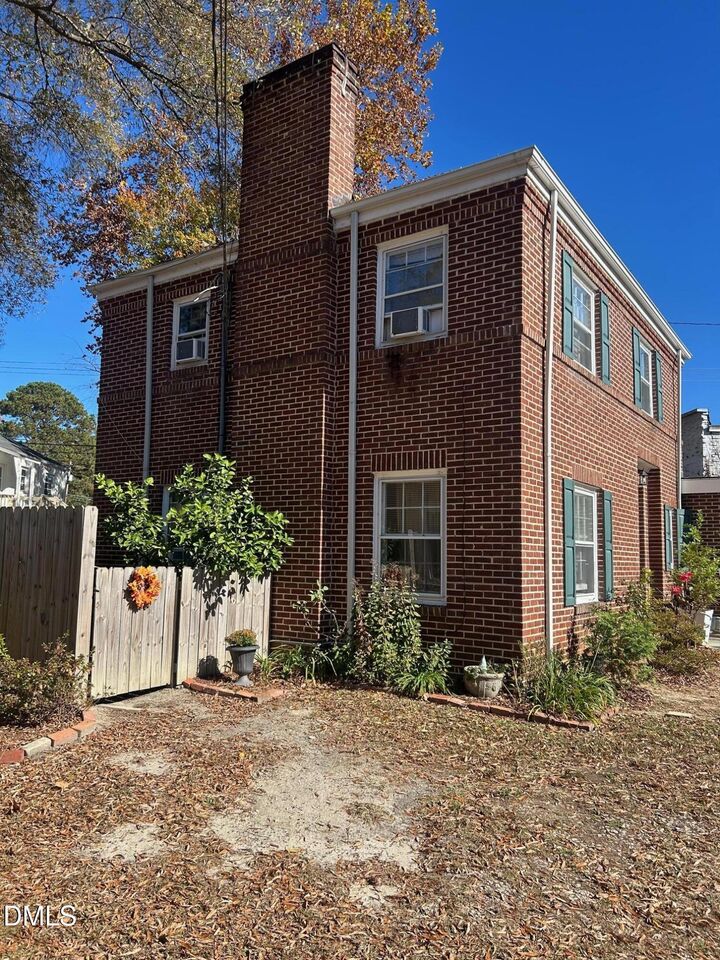 Property Photo:  300 Wall Street  NC 27591 