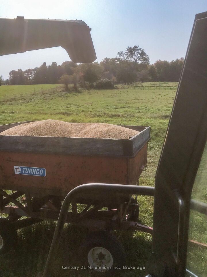 Photo de la propriété: 425158 Irish Lake Road ON N0C 1H0