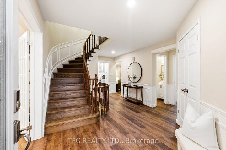 Photo de la propriété: 500 Sundown Crescent ON L1V 6A7