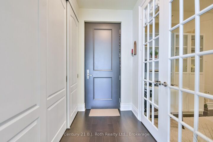 Property Photo:  90 Orchard Point Road Ls04  ON L3V 8K4 