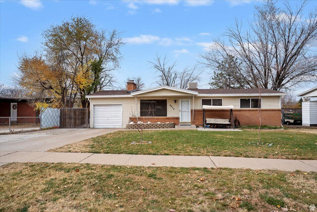 Property Photo: 4875 S 2675 W UT 84067