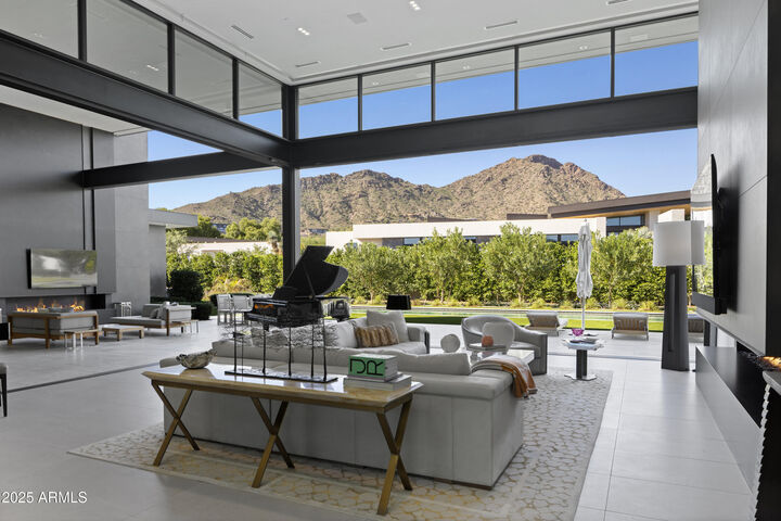 Property Photo: 6427 E Luke Avenue AZ 85253