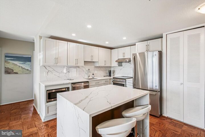 Property Photo:  1311 Delaware Avenue SW S331  DC 20024 