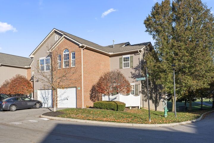 Property Photo: 843 Mystic Pointe Drive OH 43035