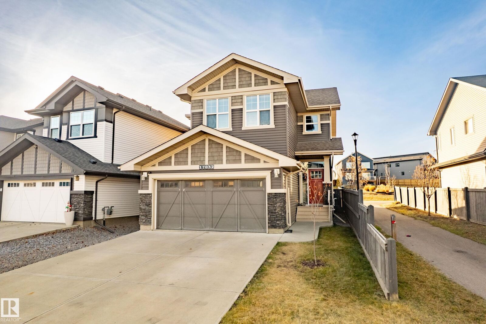 Property Photo: 17032 43 Street NW AB T5Y 0Z1