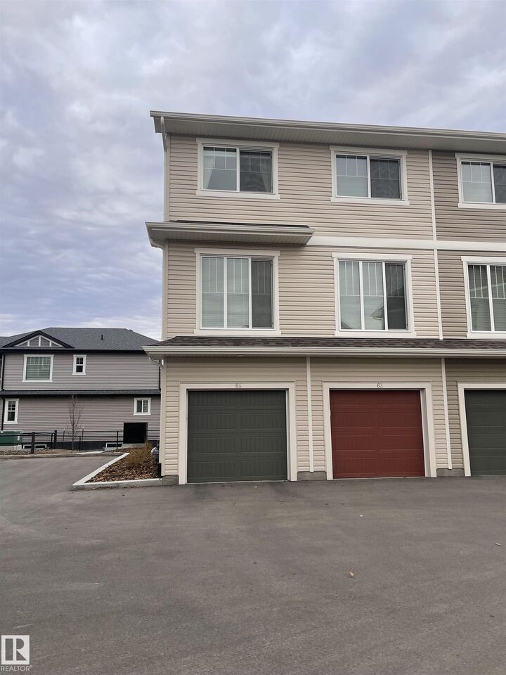 Photo de la propriété: 17832 78 Street NW 64 AB T5Z 0P7