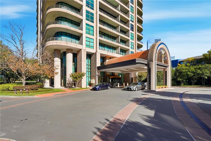 Property Photo: 750 Park Avenue NE 37E GA 30326