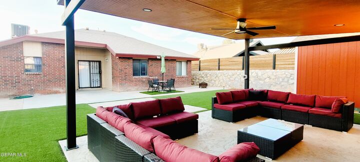 Property Photo: 1548 Kolliker Drive TX 79936