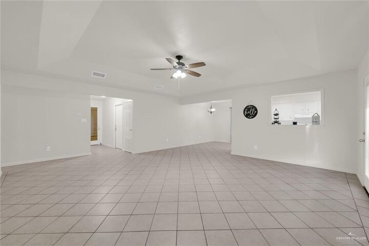 Property Photo: 2039 W Umar Avenue TX 78504