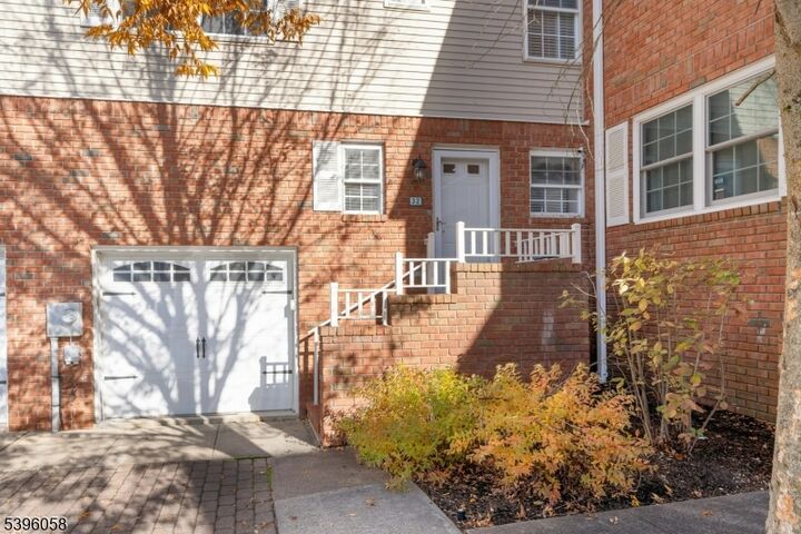 Property Photo: 32 Berkeley Square NJ 07922