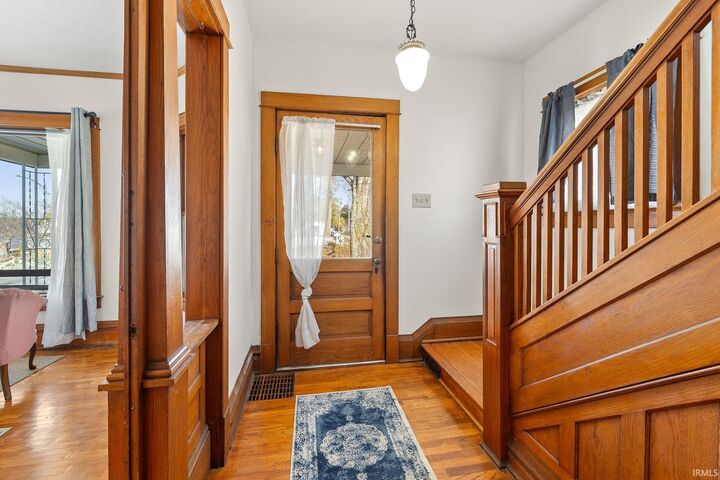 Property Photo: 308 W Jefferson Street IN 46701-1016