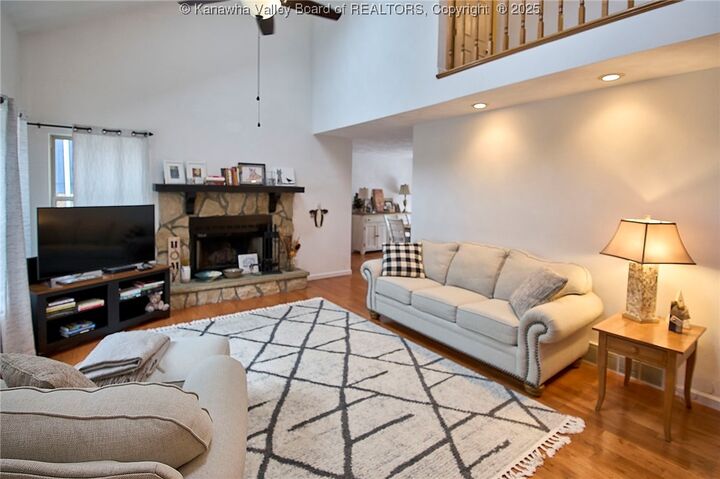 Property Photo: 820 Gordon Drive WV 25303