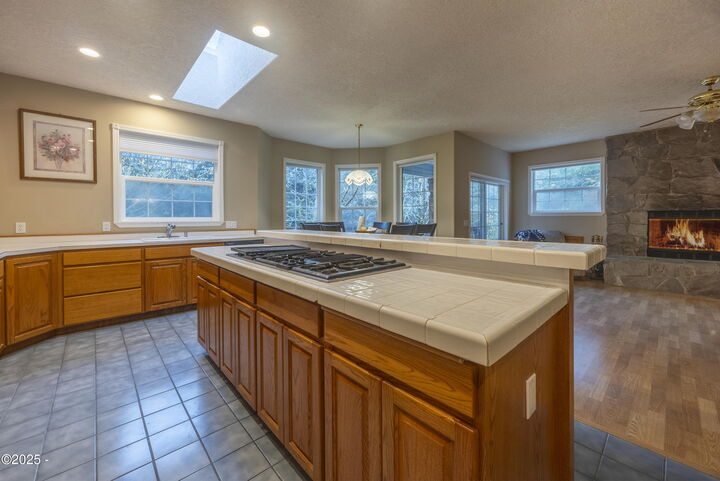 Property Photo:  3190 NE Union Avenue  OR 97367 