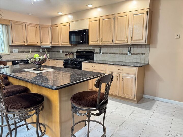 Property Photo: 44 Greenridge Way NY 10977