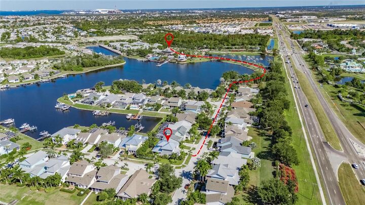 Property Photo: 413 Manns Harbor Drive FL 33572