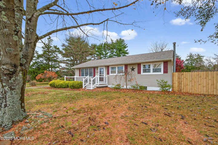 Property Photo: 5 Buckalew Lane NJ 08533