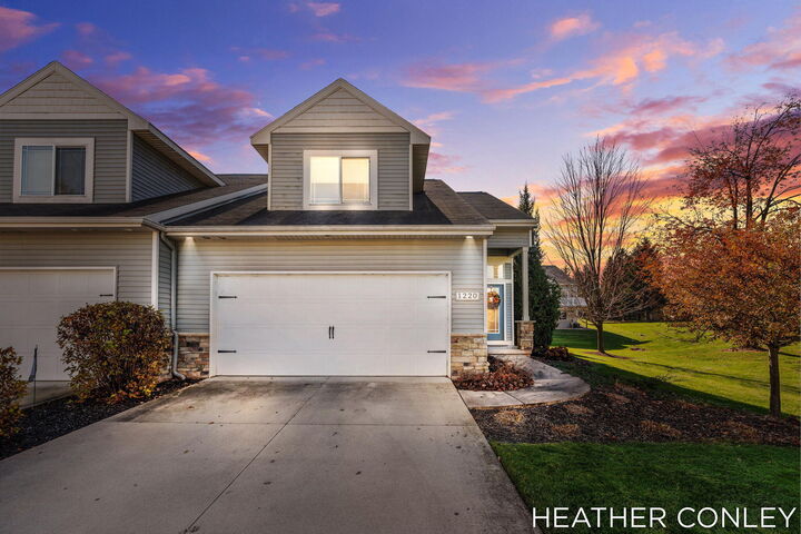 Property Photo:  1220 Kingman Court SW  MI 49315 