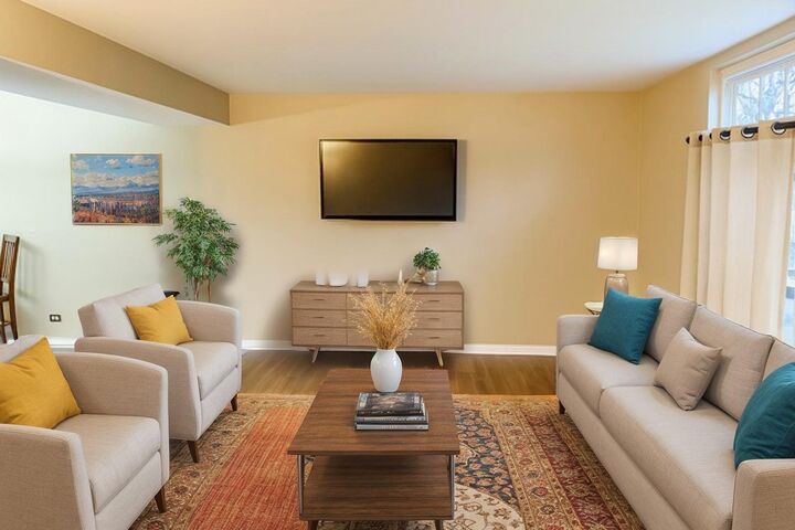 Property Photo: 406 Juniper Drive IL 60542