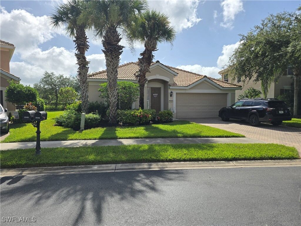 Property Photo:  2049 Fairmont Lane  FL 34120 