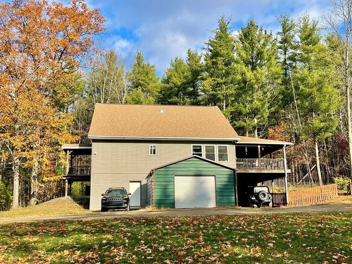 Property Photo: 82 Sharcana Rd PA 18832