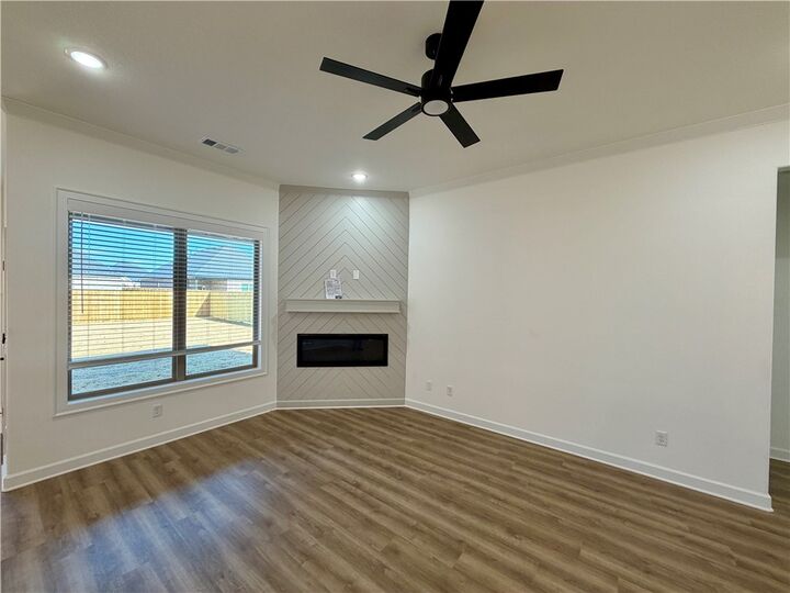 Property Photo: 1910 Farmer Street AR 72751