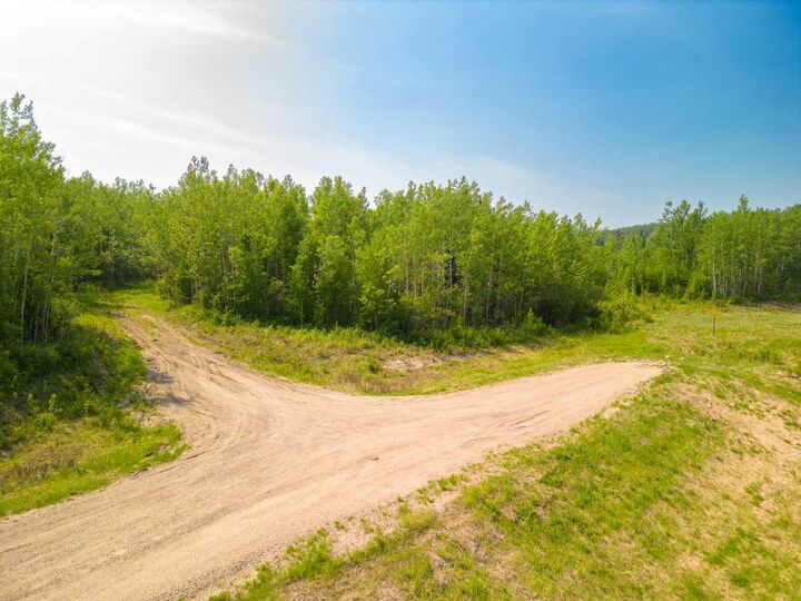 Property Photo: Lot 16 Estates Of East Mountain AB T7S 1N9
