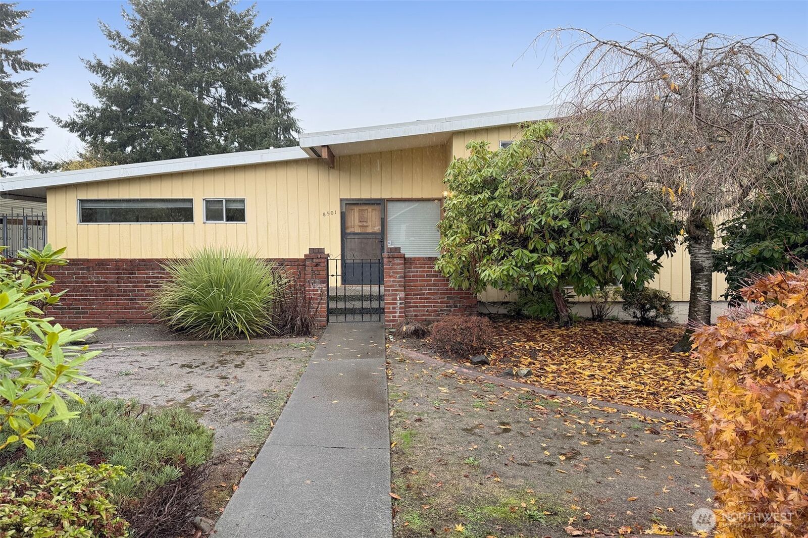 Property Photo: 8501 42nd Street W WA 98466