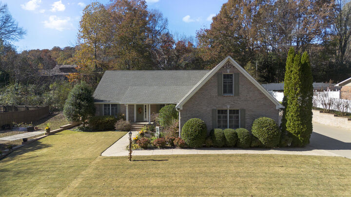 Property Photo:  1507 Everhart Drive NW  TN 37311 