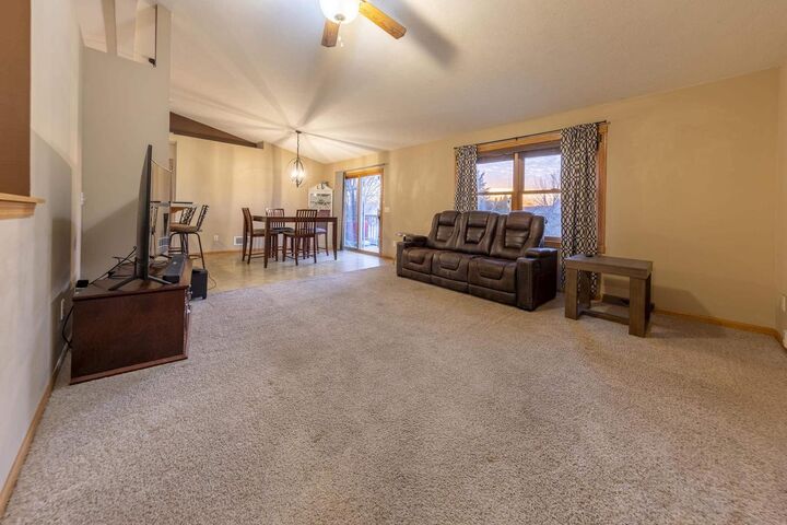 Property Photo:  4639 Parkwood Drive  WI 53563 