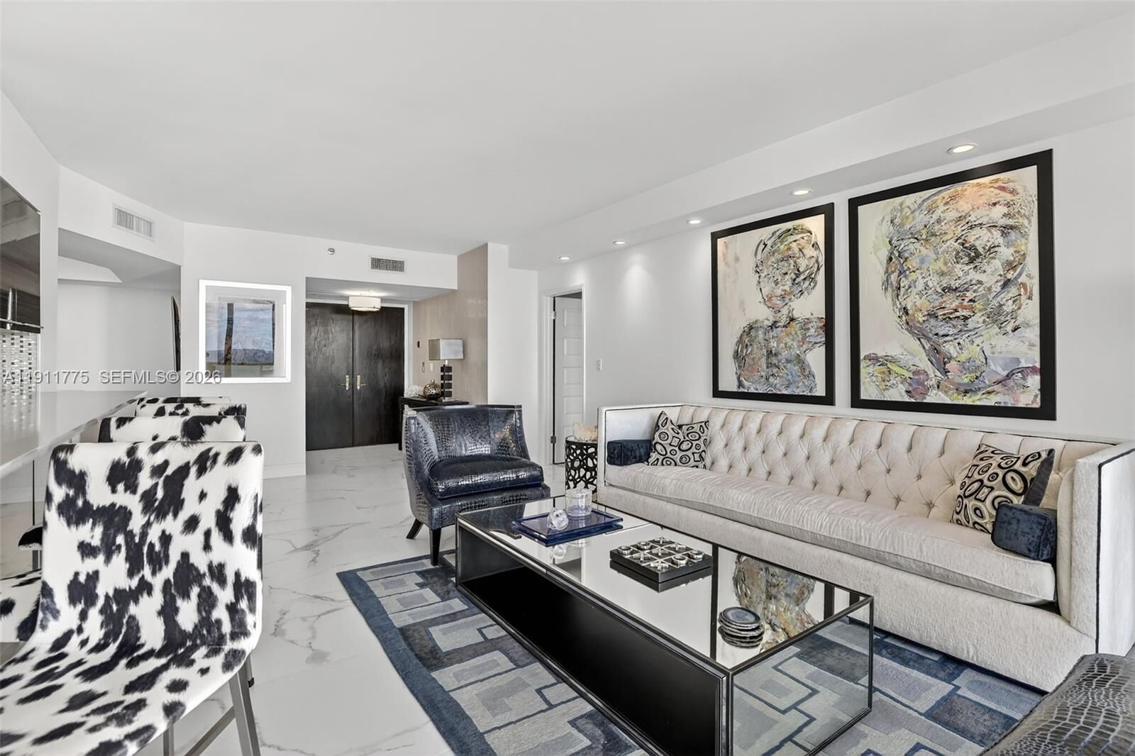 Property Photo:  20281 E Country Club Dr 1704  FL 33180 