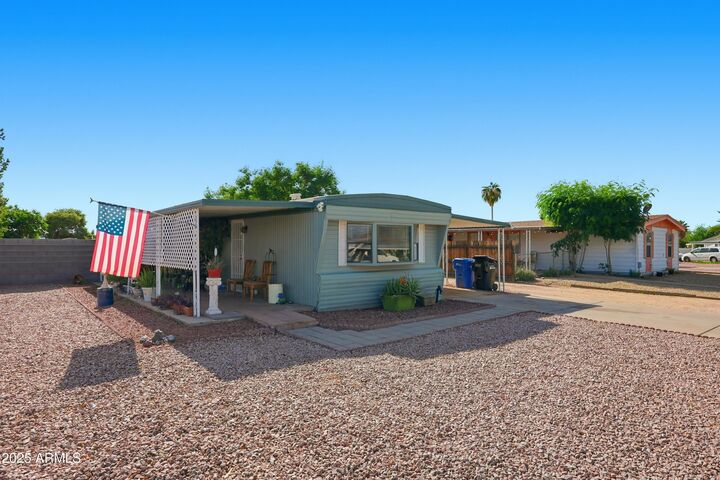 Property Photo:  233 E Villa Rita Drive  AZ 85022 