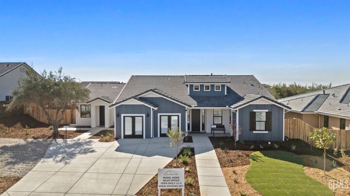 Property Photo:  12907 Altair Court  CA 93314 