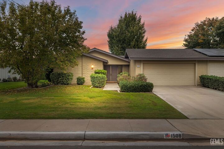 Property Photo:  1508 Yorba Linda Street  CA 93309 