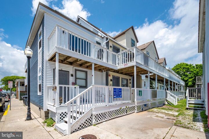 Property Photo:  106 Talbot Street 201  MD 21842 