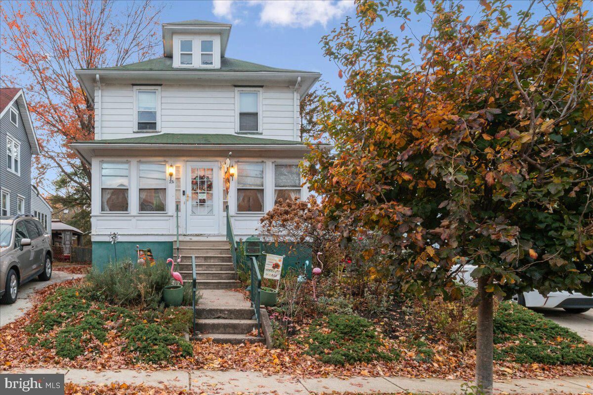 Property Photo:  231 Woodlawn Terrace  NJ 08108 
