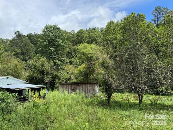 Property Photo:  4938 Nc 90 Highway  NC 28611 